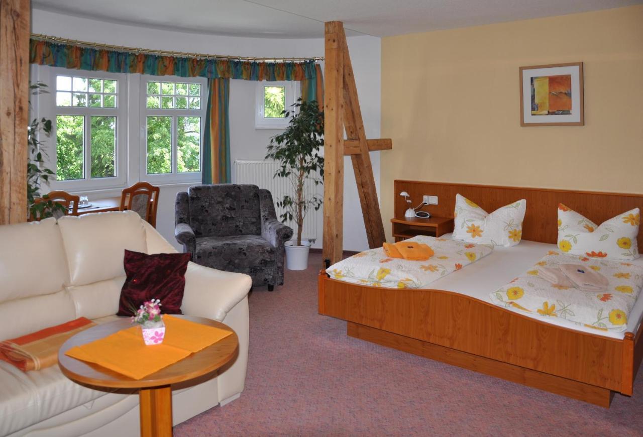 Gaststaette & Pension Waldschloesschen 奥伯霍夫 外观 照片