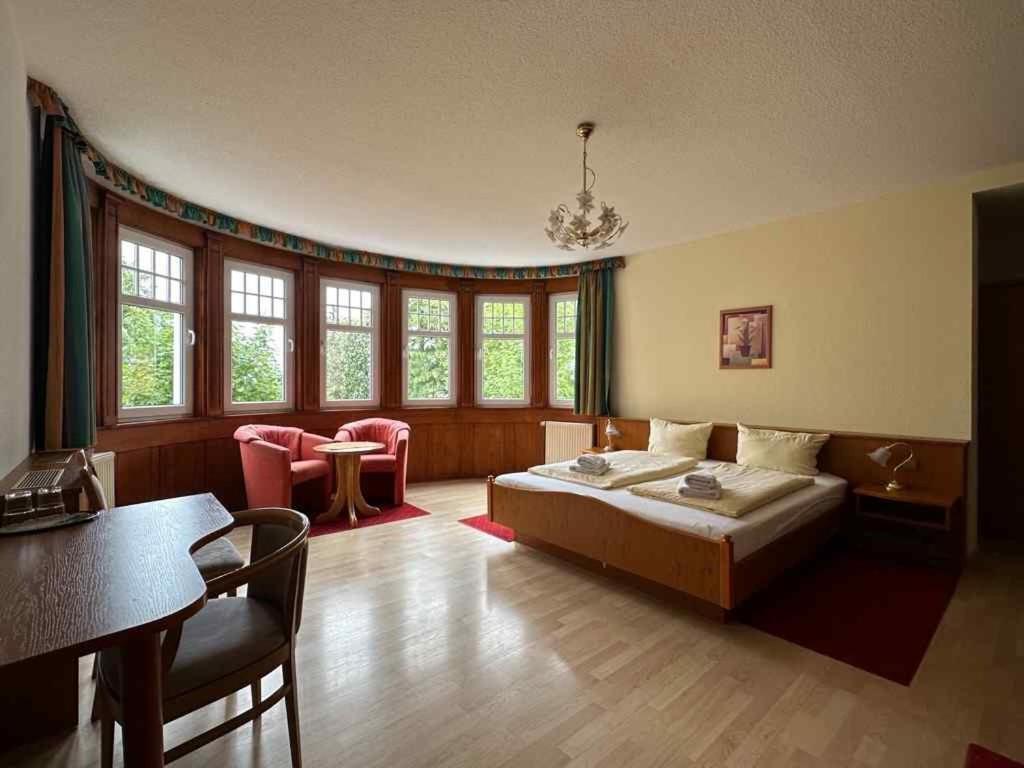 Gaststaette & Pension Waldschloesschen 奥伯霍夫 外观 照片